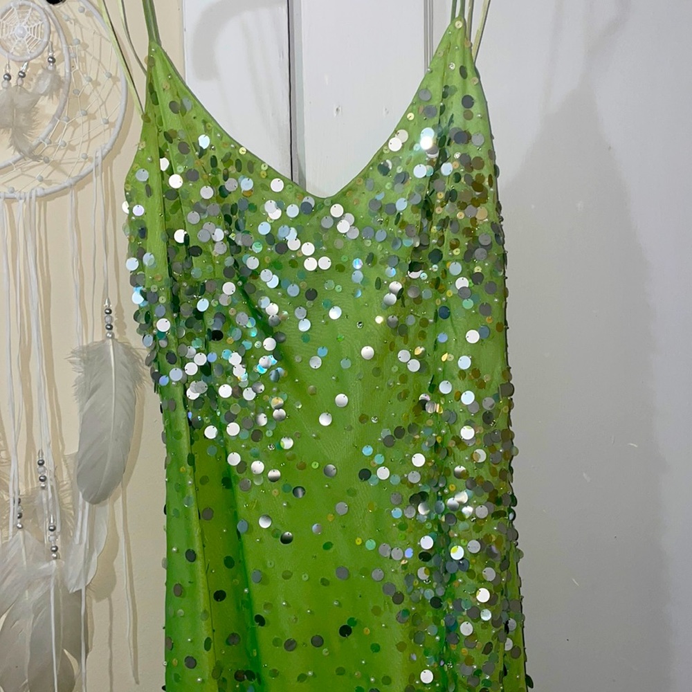 Screen Sequined prom dress